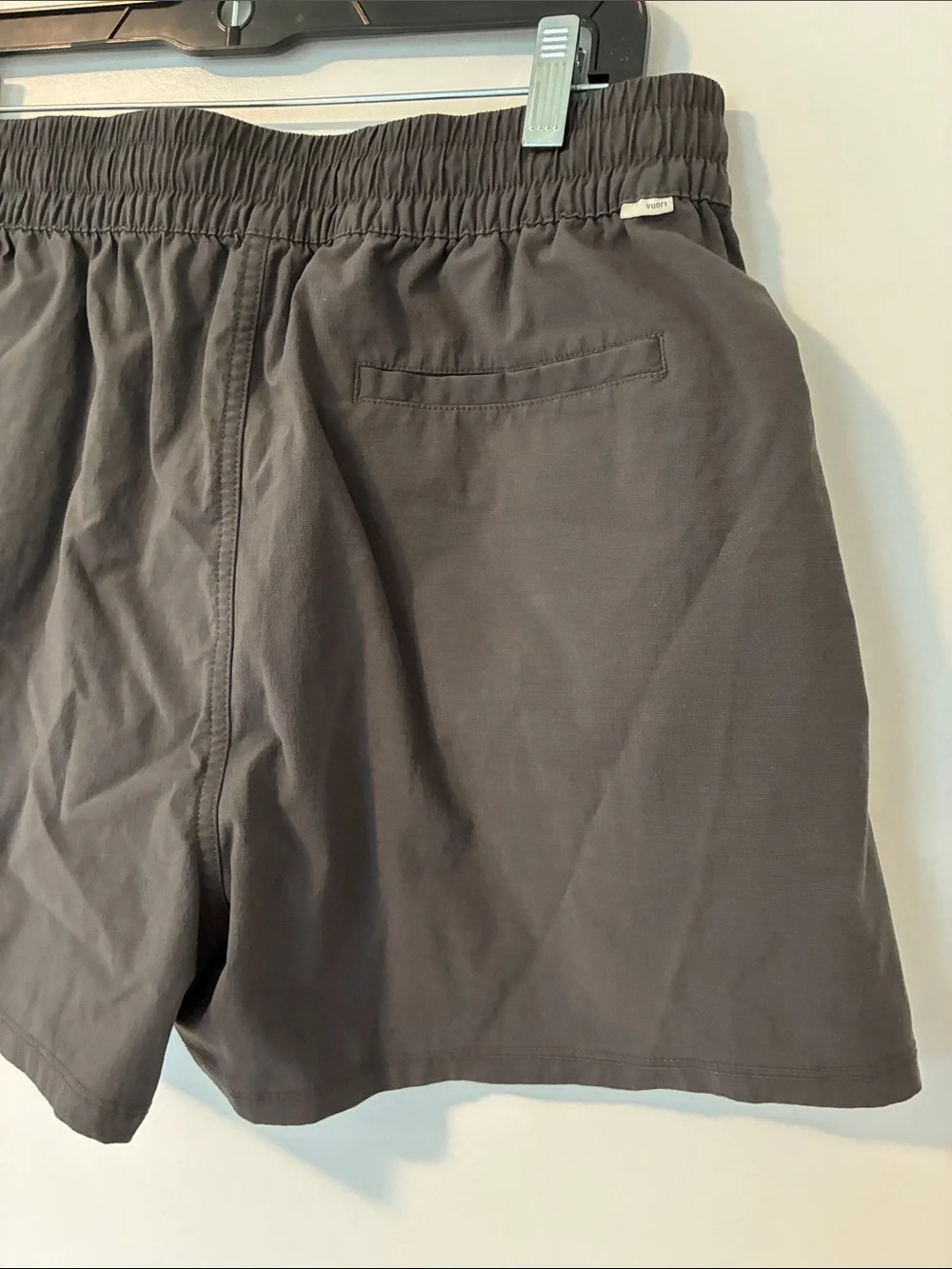 Vuori Birch Shorts Gray